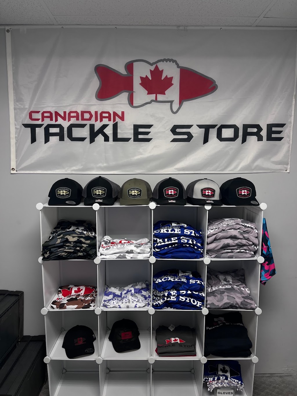 Canadian Tackle Store | 10 Kitchener St UNIT B, Orillia, ON L3V 6Z9, Canada | Phone: (705) 259-7777