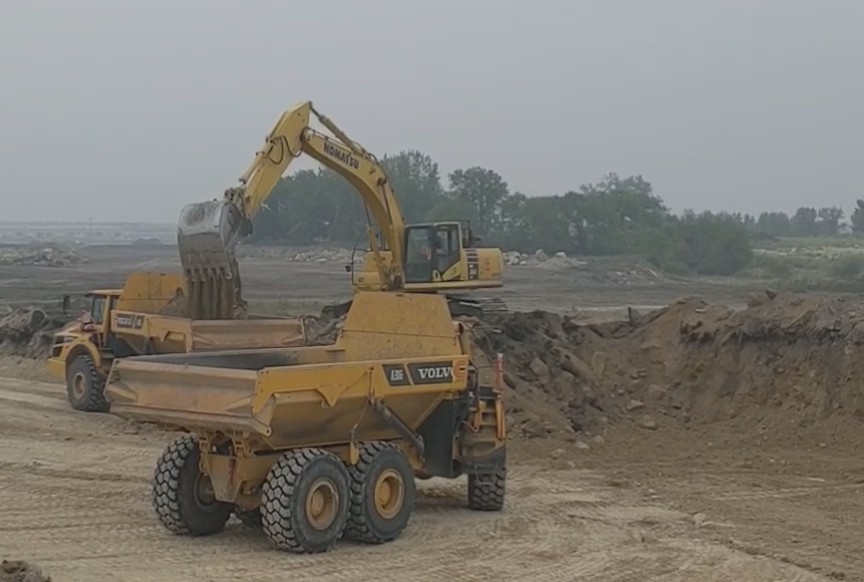 Cambrian Excavators Ltd | 33 Terracon Pl, Winnipeg, MB R2J 4B3, Canada | Phone: (204) 233-8033