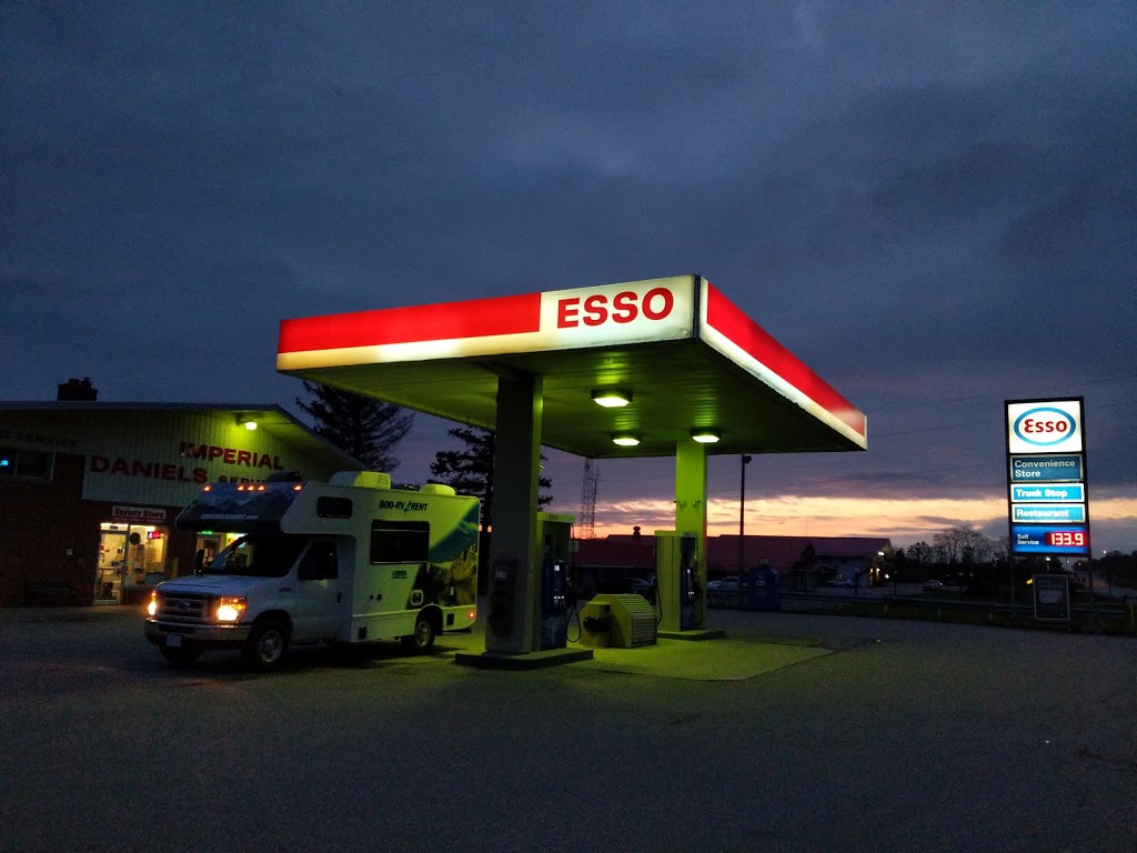 Esso | 21180 Victoria Rd, Ridgetown, ON N0P 2C0, Canada | Phone: (519) 674-3941