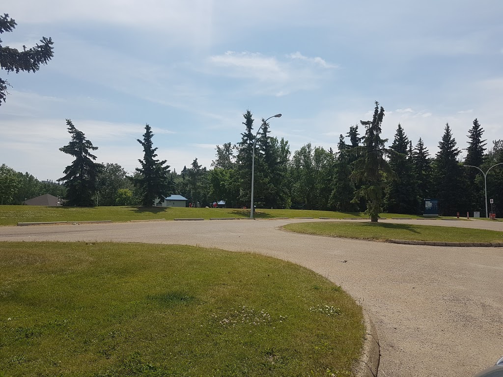 Gold Bar Parking Lot | 9 Goldbar Park Rd NW, Edmonton, AB T6A 2E9, Canada