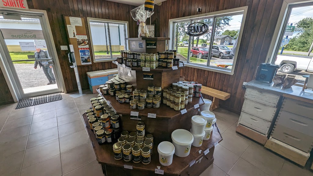 Miel Des Ruisseaux - Honey Farm & Meadery | 2920 Rte du Lac O, Alma, QC G8B 5V2, Canada | Phone: (418) 668-7734