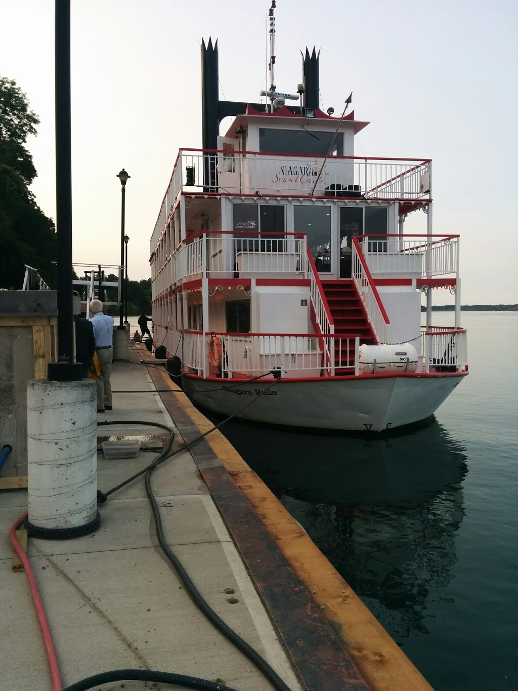 Niagara Sunset Cruises | 55 River Frontage Road, Niagara-on-the-Lake, ON L0S 1J0, Canada | Phone: (905) 468-4800