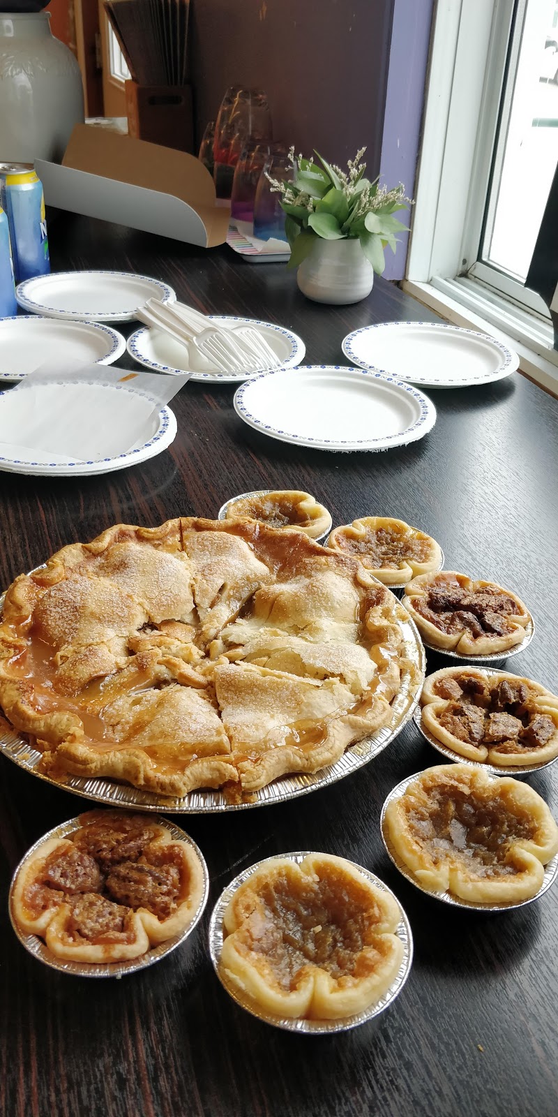 Blackbird Pie Company | 108 Main St, Heathcote, ON N0H 1N0, Canada | Phone: (519) 599-6573