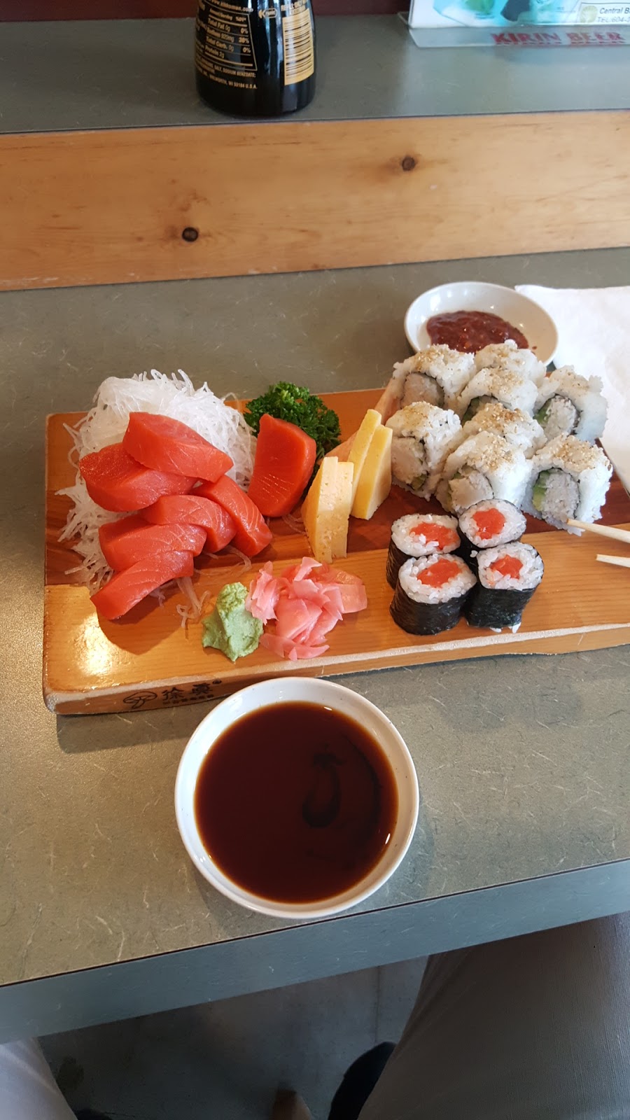 Nobu Sushi | 3197 Edgemont Blvd, North Vancouver, BC V7R 2N8, Canada | Phone: (604) 988-4553