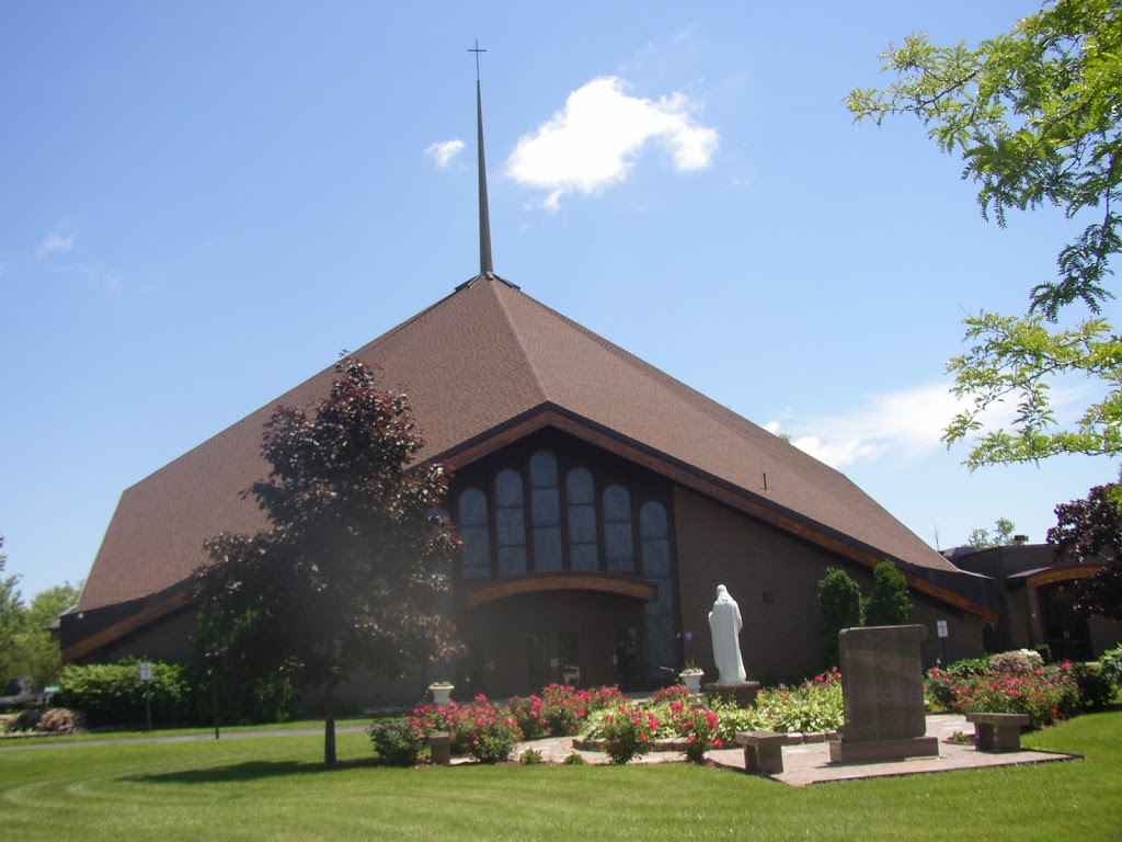 Blessed Sacrament Church | 263 Claremont Ave, Buffalo, NY 14223, USA | Phone: (716) 834-4282