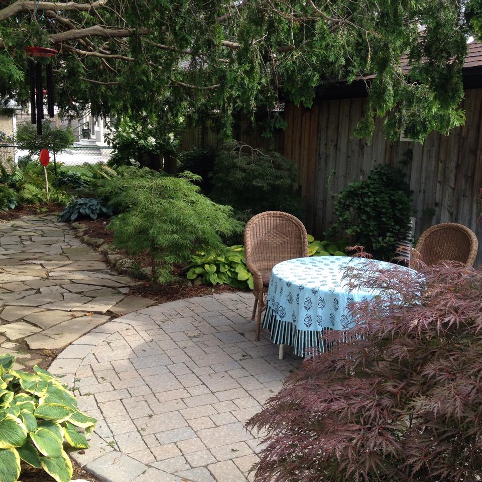 Advance Landscaping Co Ltd | 2026 Blue Heron Dr, London, ON N6H 5L8, Canada | Phone: (519) 657-1210