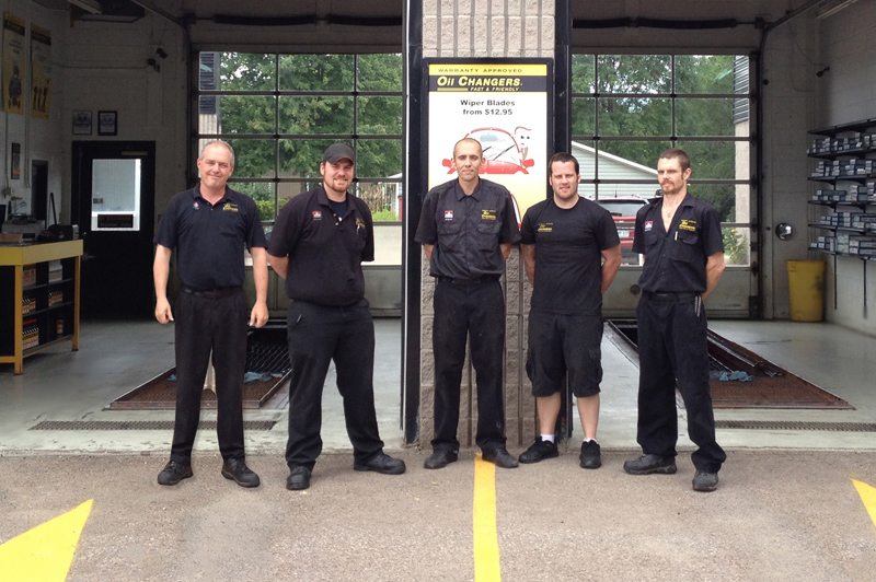 Oil Changers | 1043 Pembroke St E, Pembroke, ON K8A 6Z3, Canada | Phone: (613) 735-2167