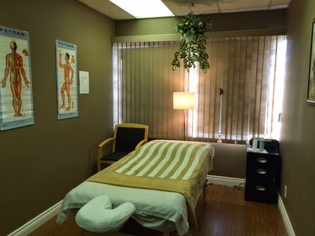 MO(Mandarin Oriental) Acupuncture Therapeutic Massage Center | 201,4803 Centre Street NW, Calgary NW, Calgary, AB T2E 2Z6, Canada | Phone: (403) 690-8086