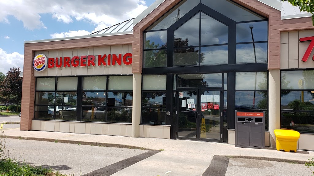 Burger King | 438 Nugget Ave, Scarborough, ON M1S 4A4, Canada | Phone: (365) 509-2203