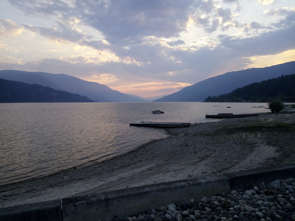 Captains Cove Marina | 2053 73 Ave NE, Salmon Arm, BC V1E, Canada | Phone: (250) 832-5224