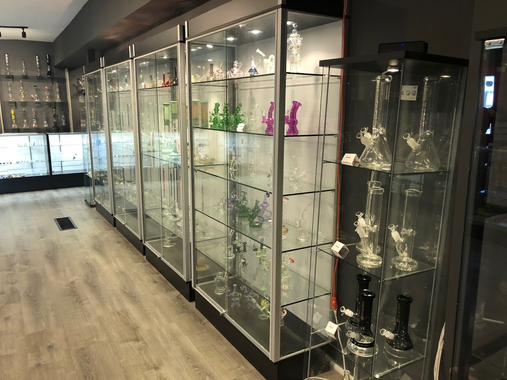 Honeypot Smoke Shop | 6832 Drummond Rd Unit #1, Niagara Falls, ON L2G 4P3, Canada | Phone: (905) 354-1661