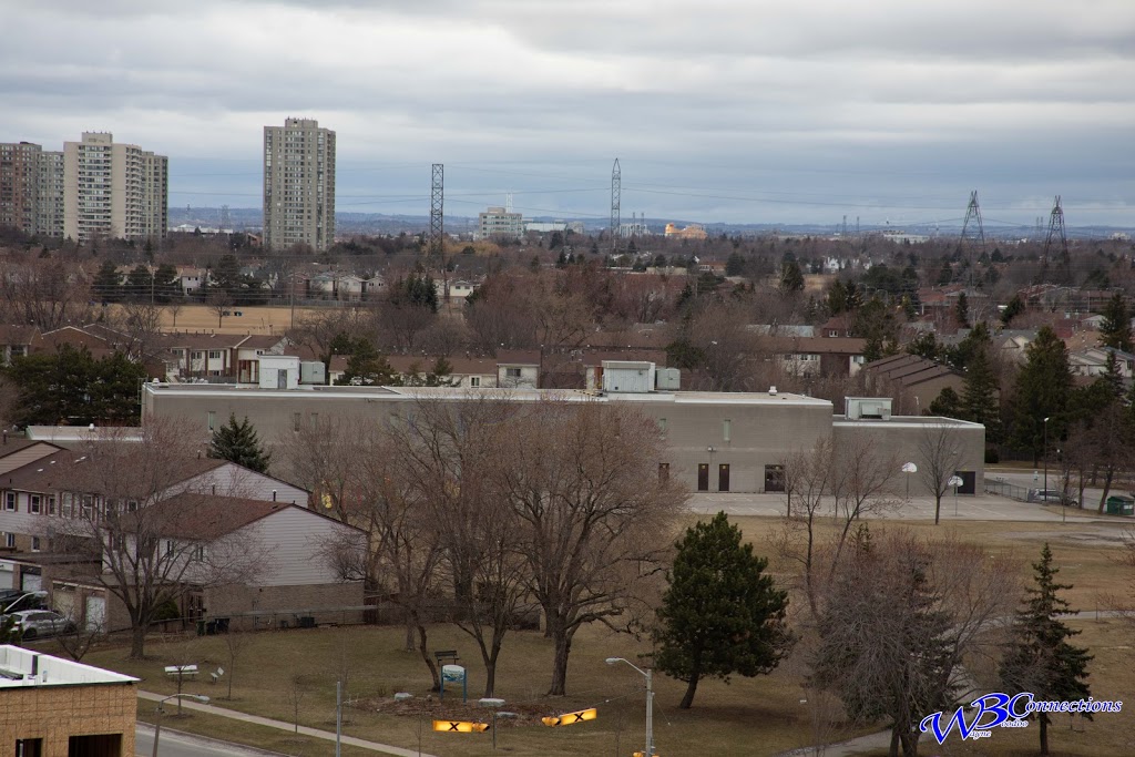 Brookmill Boulevard Junior Public School | 25 Brookmill Blvd, Scarborough, ON M1W 2L5, Canada | Phone: (416) 396-6090