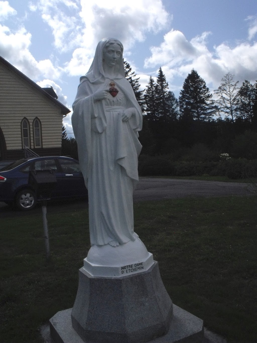 Sanctuaire catholique Notre-Dame d’Etchemin | 603 Rte du Sanctuaire, Lac-Etchemin, QC G0R 1S0, Canada | Phone: (418) 625-3381