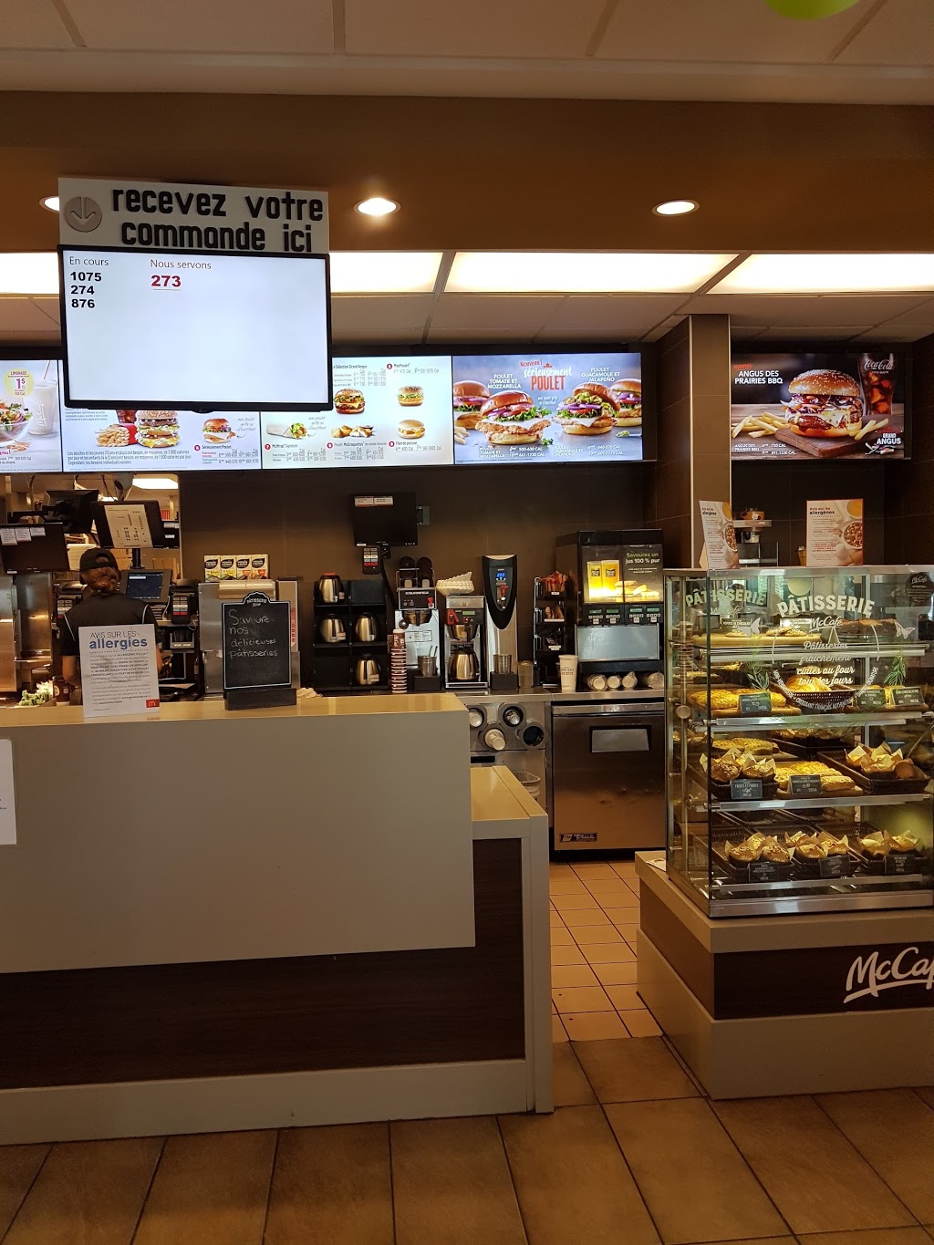 McDonalds | 505 34e Avenue, Saint-Zotique, QC J0P 1Z0, Canada | Phone: (450) 267-4242