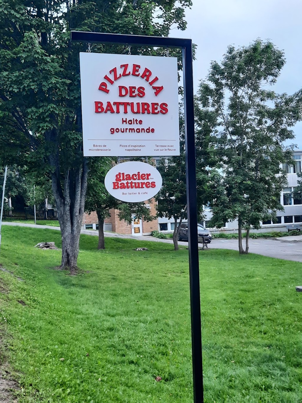 Pizzeria des Battures | 537 Rte du Fleuve, Notre-Dame-du-Portage, QC G0L 1Y0, Canada | Phone: (418) 605-1446