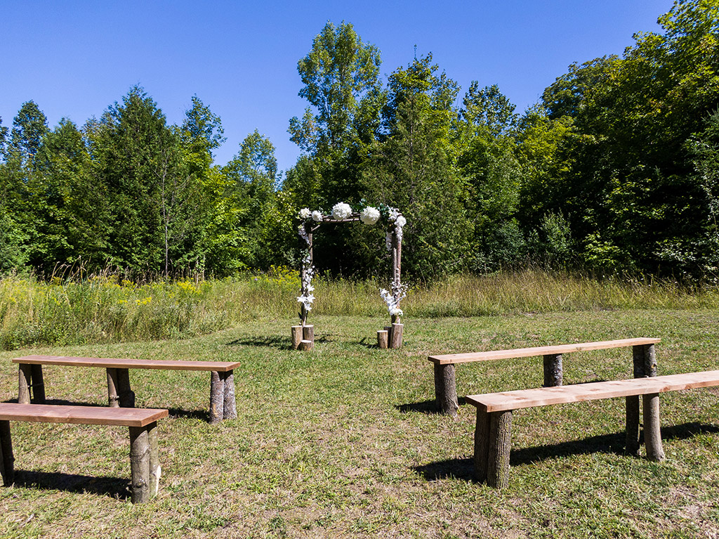 The Best Little Wedding Chapel | 517831 Concession 5N, Owen Sound, ON N4K 5W4, Canada | Phone: (289) 952-7509