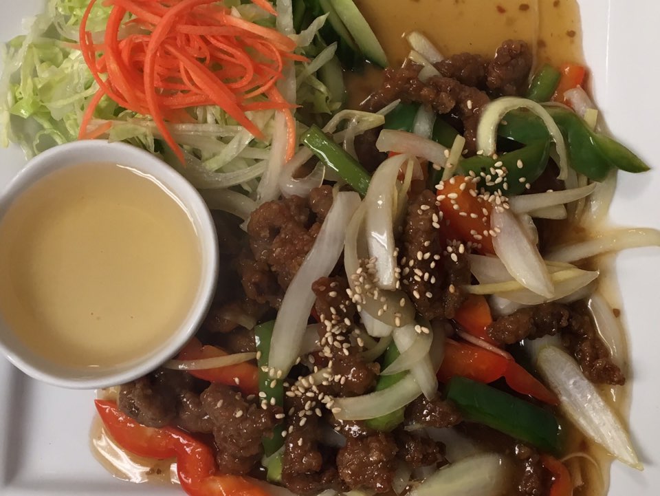 Thang Long | 304 Main St S, Airdrie, AB T4B 3M2, Canada | Phone: (403) 948-6827