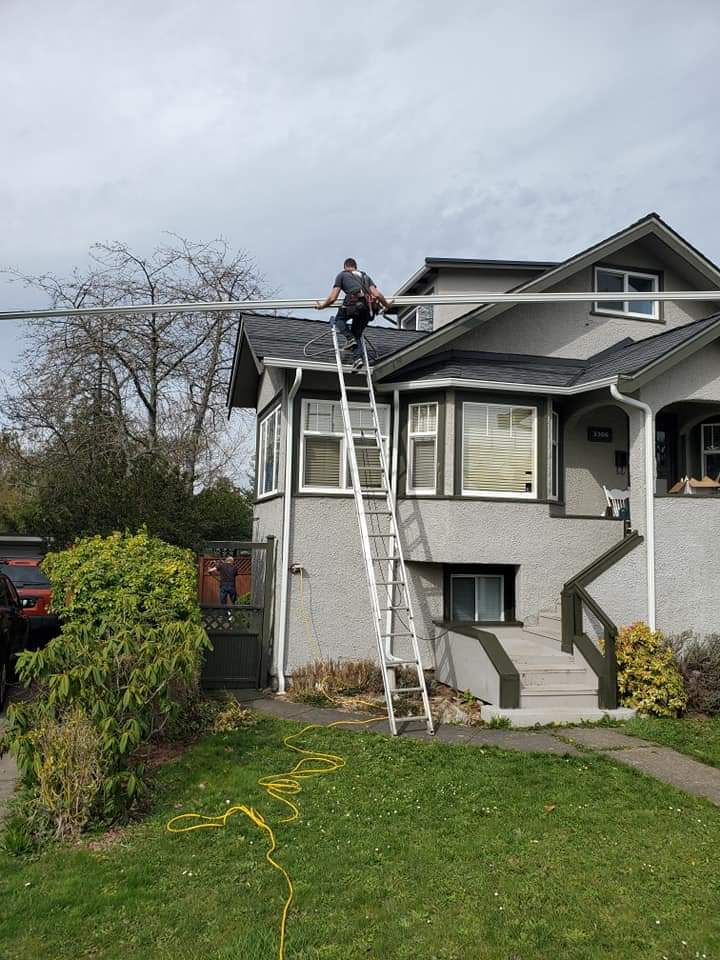 Roof Cleaning Victoria | 270 Nicola Pl, Victoria, BC V8Z 1W1, Canada | Phone: (778) 900-4006