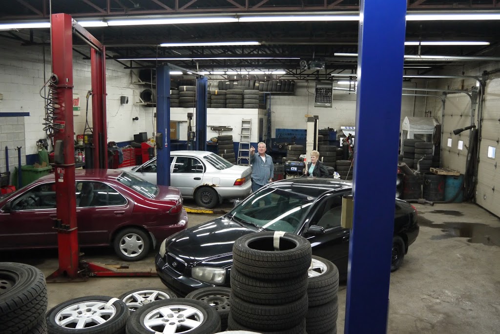 Garage Lemieux Inc | 10872 Avenue Jean-Meunier, Montréal-Nord, QC H1G 4S4, Canada | Phone: (514) 321-5421