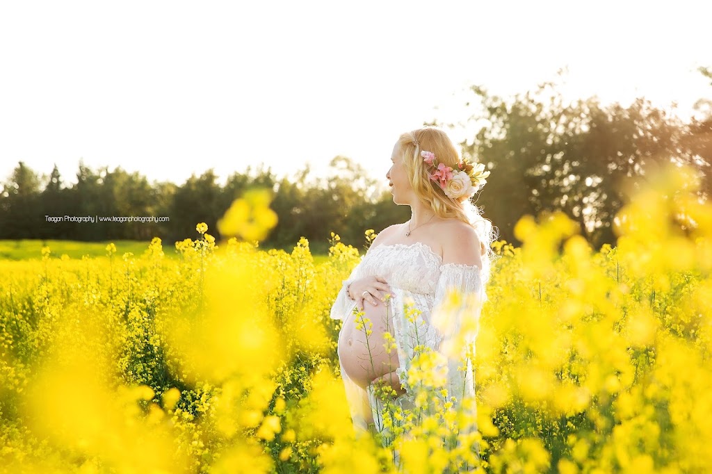 Teagan Photography | 1780 Glastonbury Blvd NW, Edmonton, AB T5T 6P9, Canada | Phone: (780) 616-1920