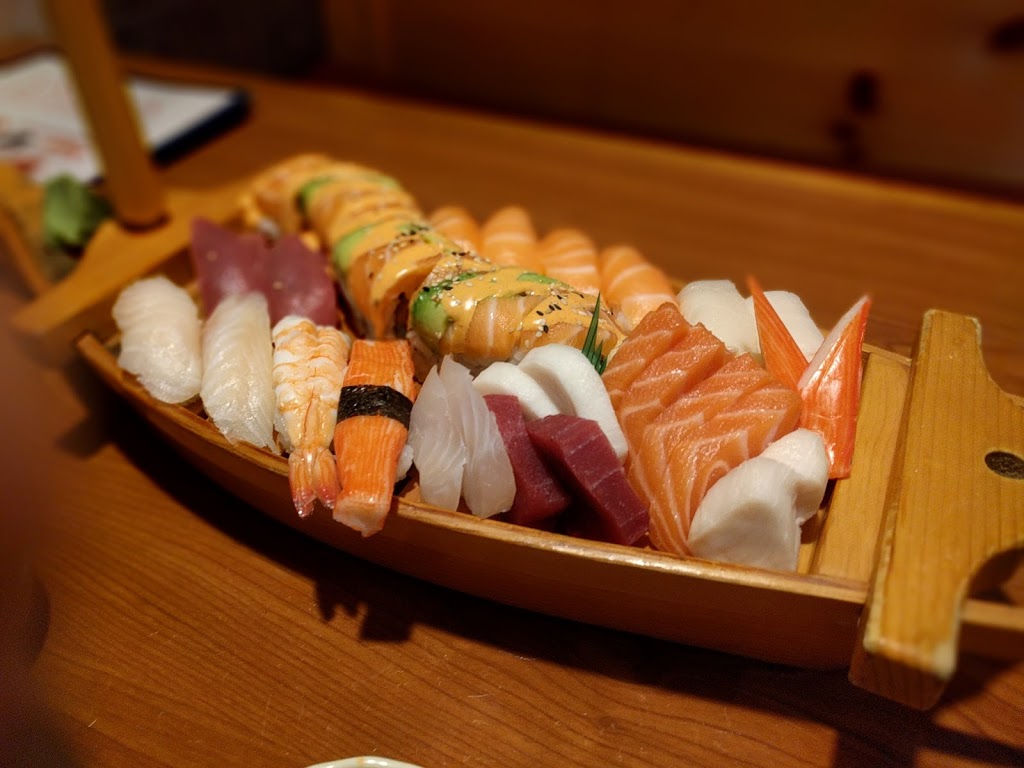 Sakura Sushi Japanese Restaurant | 1550 Kingston Rd #3, Pickering, ON L1V 1X6, Canada | Phone: (905) 420-9071