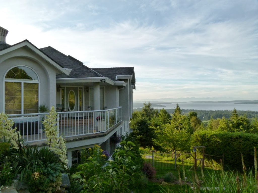 Panorama Bed and Breakfast | 3758 Panorama Crescent, Chemainus, BC V0R 1K4, Canada | Phone: (250) 661-6856