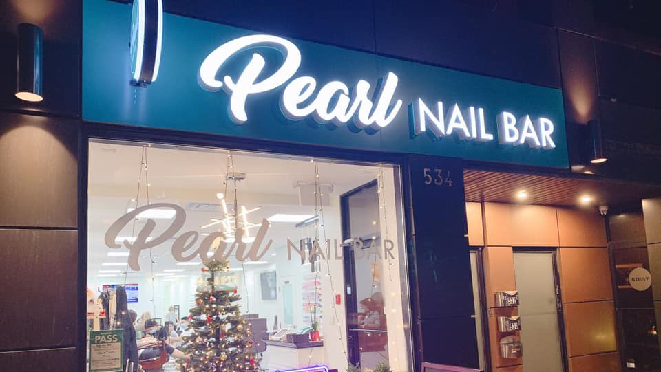 Pearl Nail Bar | 534 College St, Toronto, ON M6G 1A6, Canada | Phone: (647) 748-5345