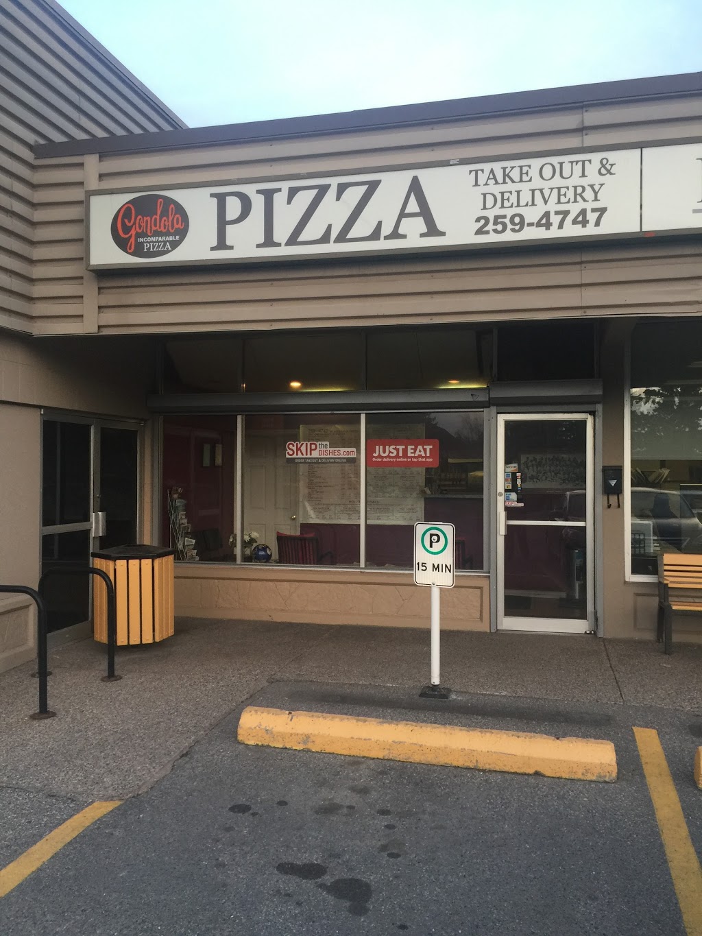 Gondola Pizza Acadia | 430 Acadia Dr SE, Calgary, AB T2J 0B2, Canada | Phone: (403) 259-4747