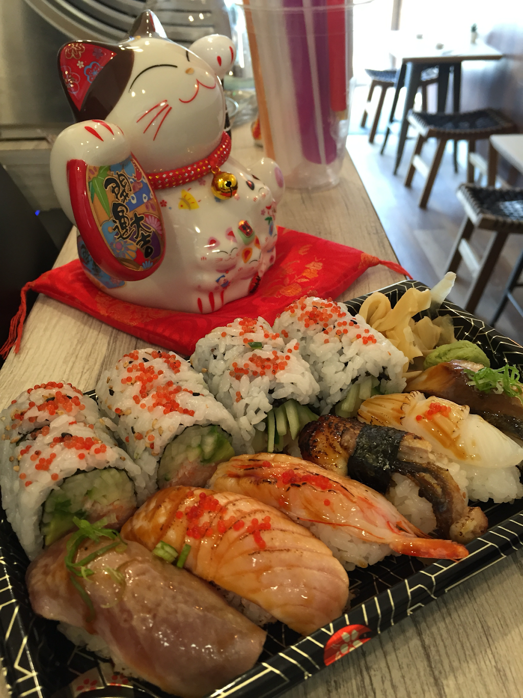 Rain Sushi | 1353 St Clair Ave W, Toronto, ON M6E 1C5, Canada | Phone: (416) 658-1388