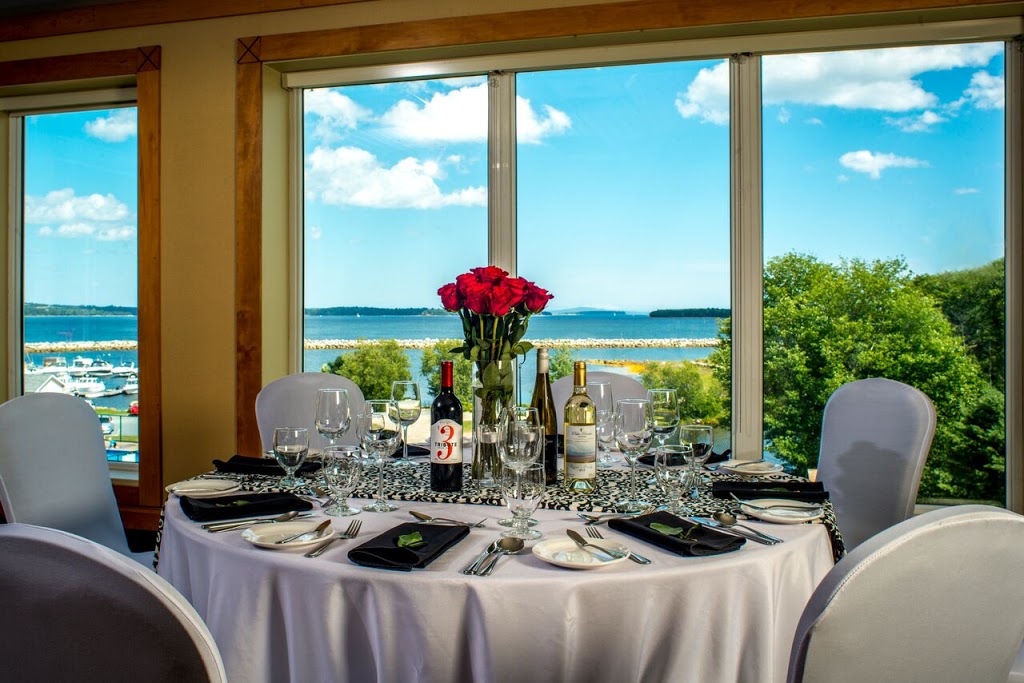 Oak Island Resort & Conference Centre | 36 Treasure Dr, Western Shore, NS B0J 3M0, Canada | Phone: (800) 565-5075