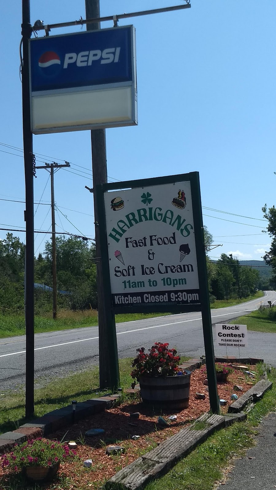 Harrigans Fast Food & Soft Ice Cream | 6277 NY-374, Chateaugay, NY 12920, USA | Phone: (518) 425-3545