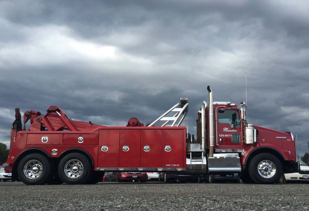 Mundies Towing & Recovery | 923 Delestre Ave, Coquitlam, BC V3K 2G7, Canada | Phone: (604) 298-1733