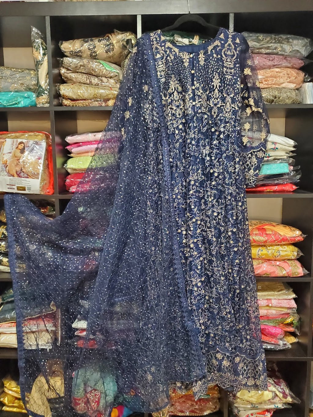 Elishah Clothing | 3227 Victory Crescent, Mississauga, ON L4T 1L7, Canada | Phone: (416) 832-4008