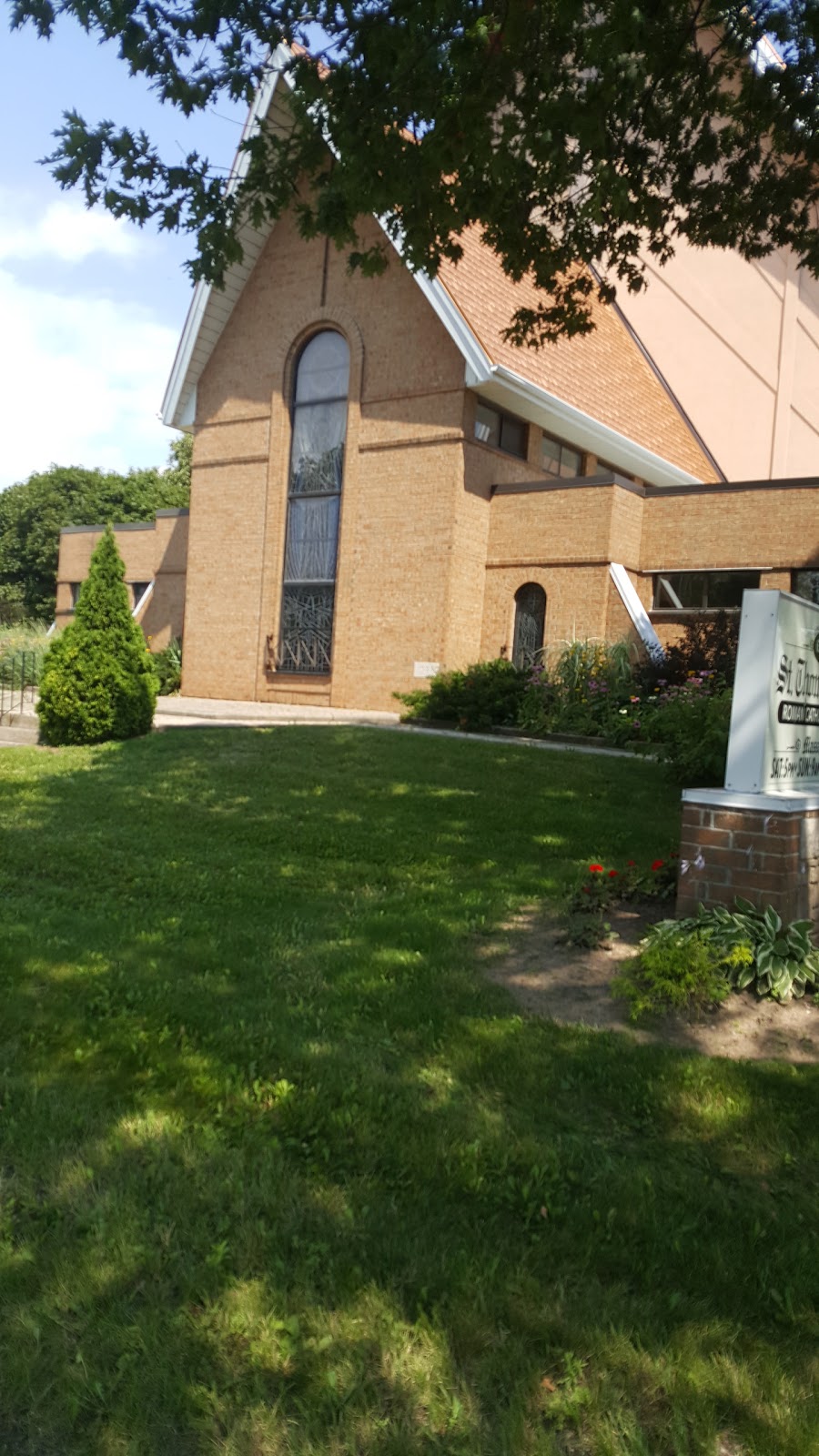 St. Thomas More Catholic Church | 6548 Dorchester Rd, Niagara Falls, ON L2G 5T5, Canada | Phone: (905) 356-7533