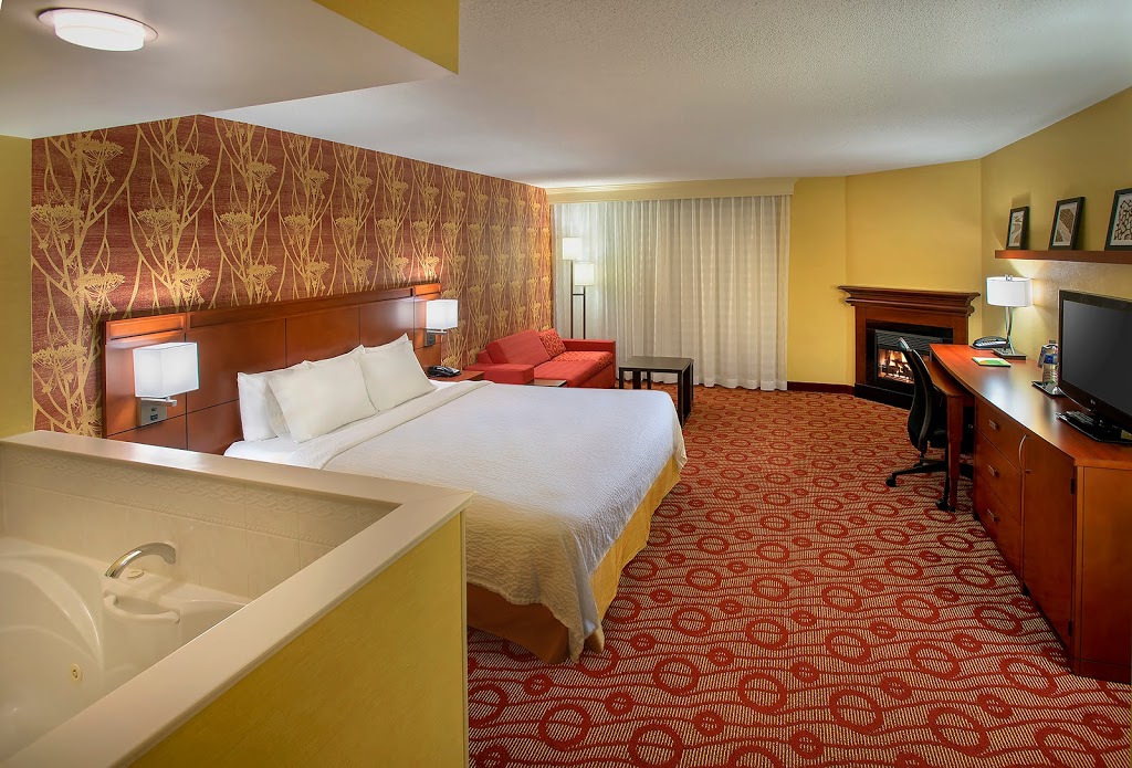 Courtyard by Marriott Niagara Falls | 5950 Victoria Ave, Niagara Falls, ON L2G 3L7, Canada | Phone: (905) 358-3083