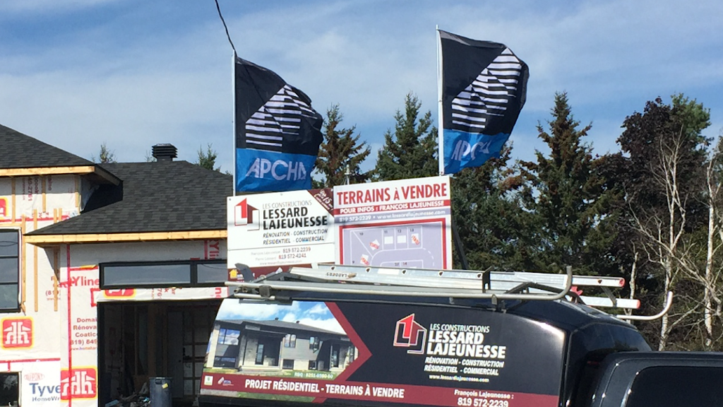 Constructions Lessard Lajeunesse | 432 Rue Davis, Coaticook, QC J1A 2S5, Canada | Phone: (819) 572-2239