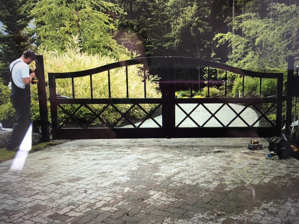 Tradesmen Door & Gate | 8087 Ivy Ct, Mission, BC V2V 5Z1, Canada | Phone: (604) 725-0565