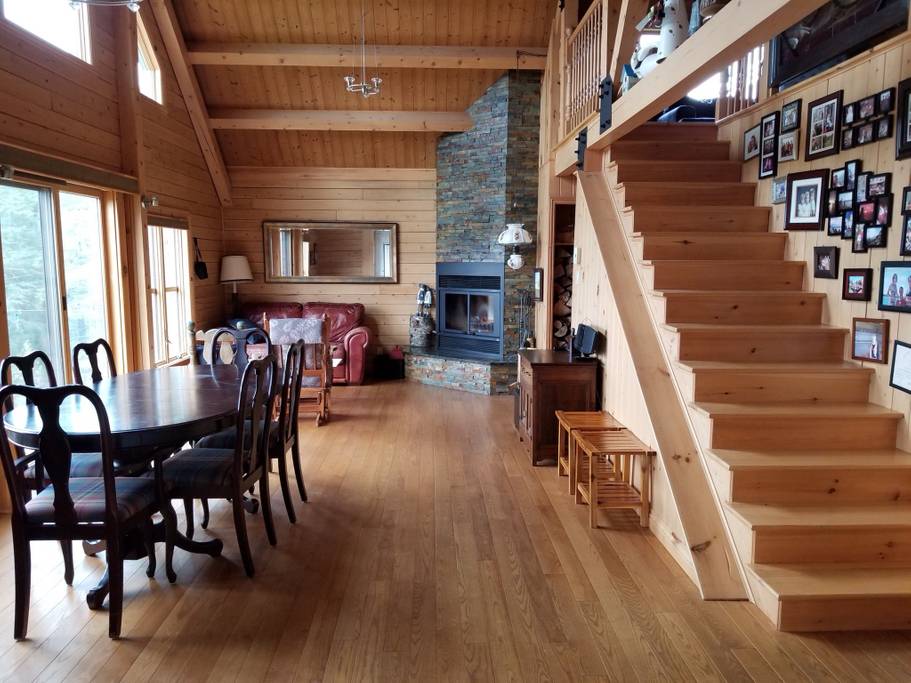 Chalet Domaine de la grande-Ourse | Notre-Dame-des-Bois, QC J0B 2E0, Canada | Phone: (418) 264-3799