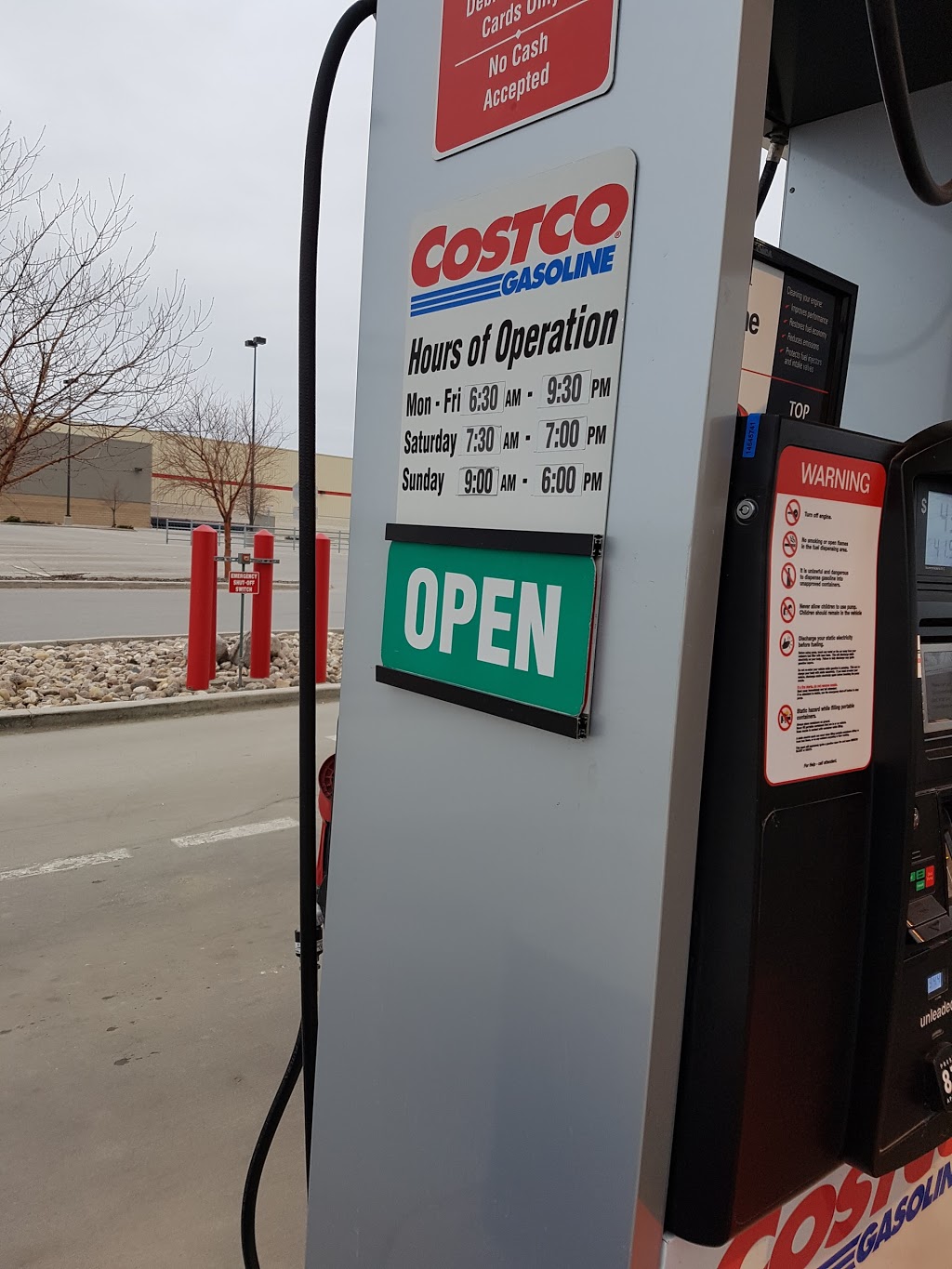 Costco Gasoline | 2355 McGillivray Blvd, Winnipeg, MB R3Y 0A1, Canada | Phone: (204) 487-5100