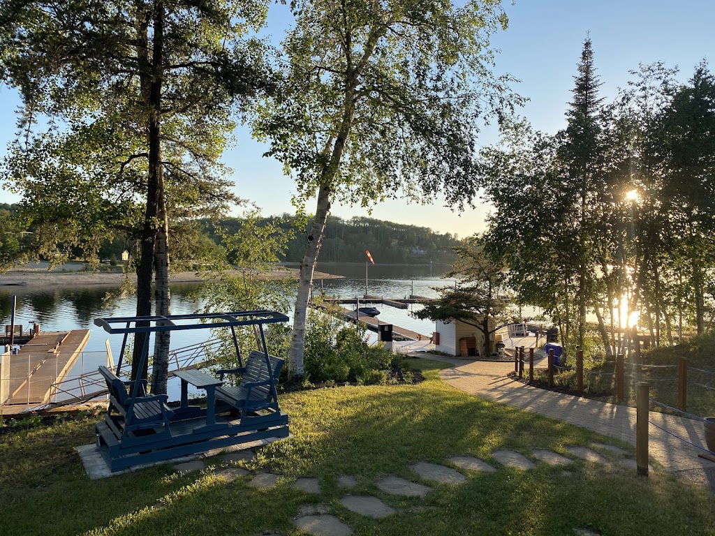 Fermé Marina le Nautique - Ouverture saison 2019 | 401 Chem. du Lac-Taureau, Saint-Michel-des-Saints, QC J0K 3B0, Canada | Phone: (514) 953-2833