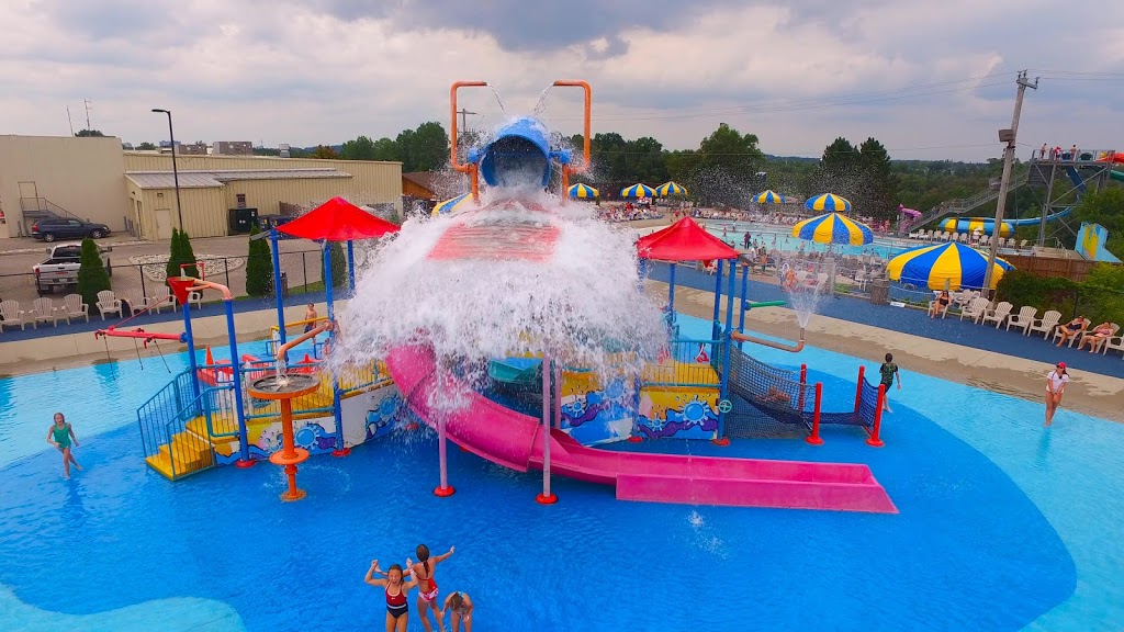 Bingemans Big Splash | 425 Bingemans Centre Dr, Kitchener, ON N2B 3X7, Canada | Phone: (519) 744-1555