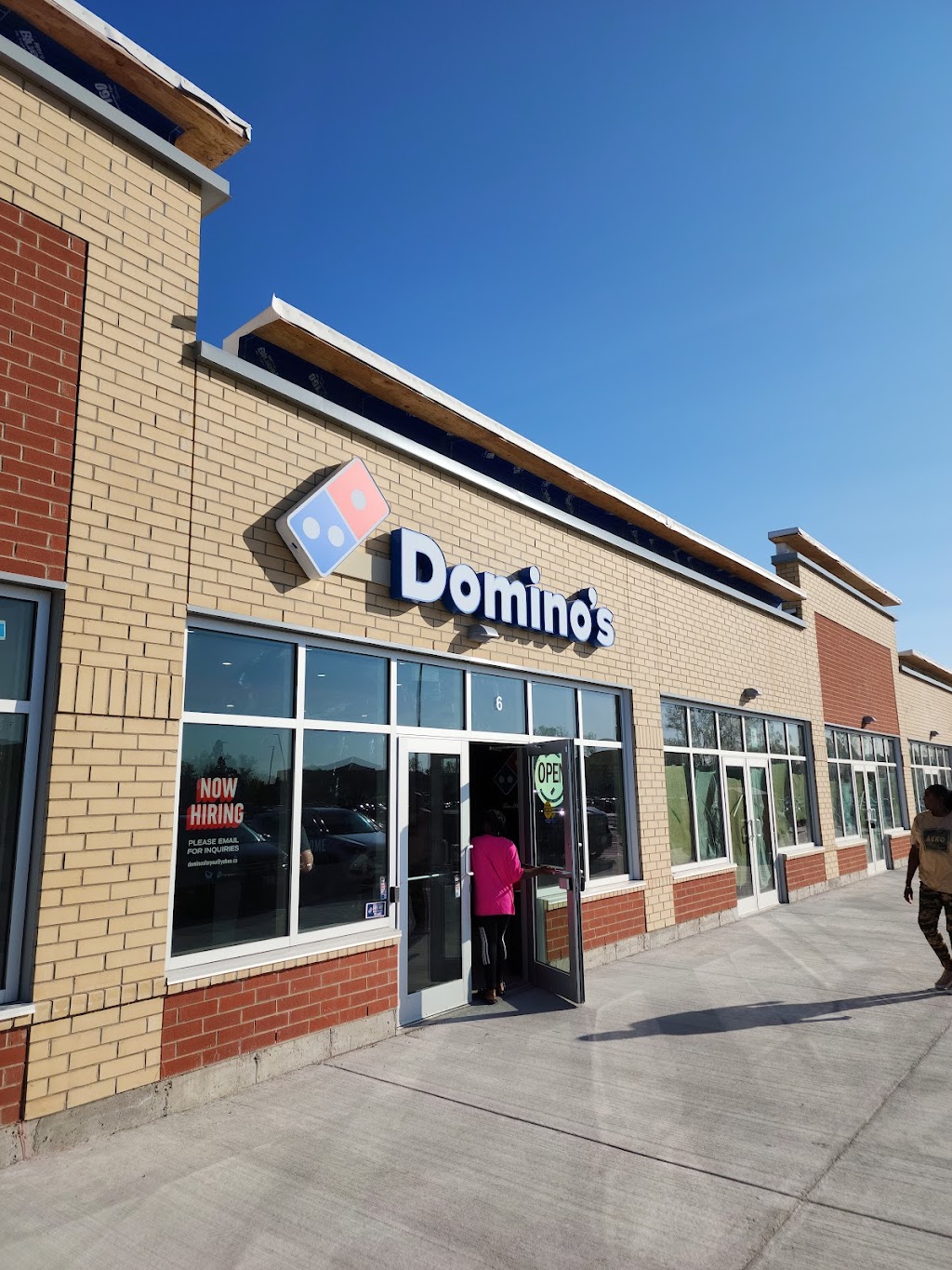 Dominos Pizza | 2952 Bank St Unit 6, Ottawa, ON K1T 1N8, Canada | Phone: (613) 738-4444