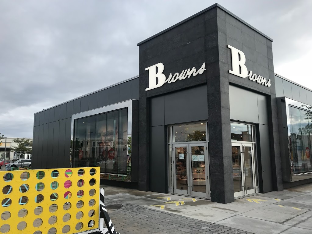 Browns | 9325 Boulevard Leduc, Avenue des Lumières, Brossard, QC J4Y 0A5, Canada | Phone: (450) 462-7717