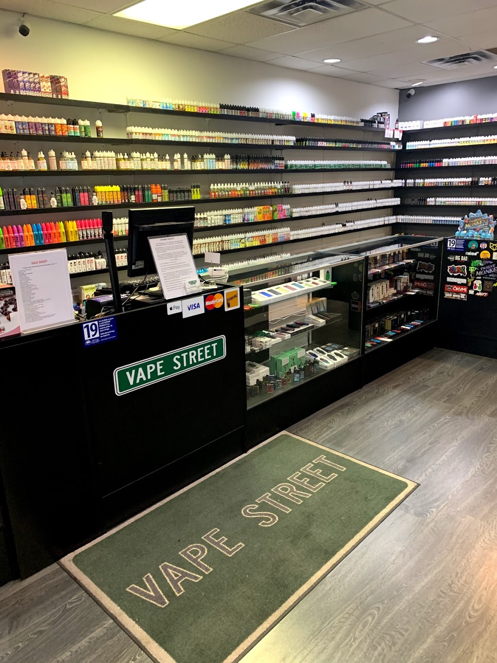 Vape Street Burquitlam | 204-552 Clarke Rd, Coquitlam, BC V3J 3X5, Canada | Phone: (604) 939-0515