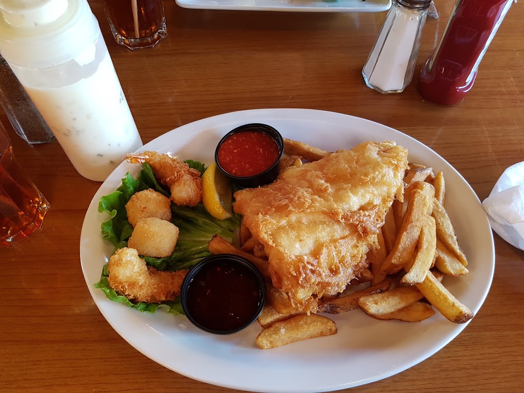 The Boathouse Seafood Restaurant And Waterfront Patio | 32 S Front St, Belleville, ON K8N 2Y3, Canada | Phone: (613) 969-2211