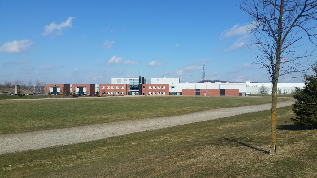 Huron Heights Secondary School | 1825 Strasburg Rd, Kitchener, ON N2R 1S3, Canada | Phone: (519) 896-2631