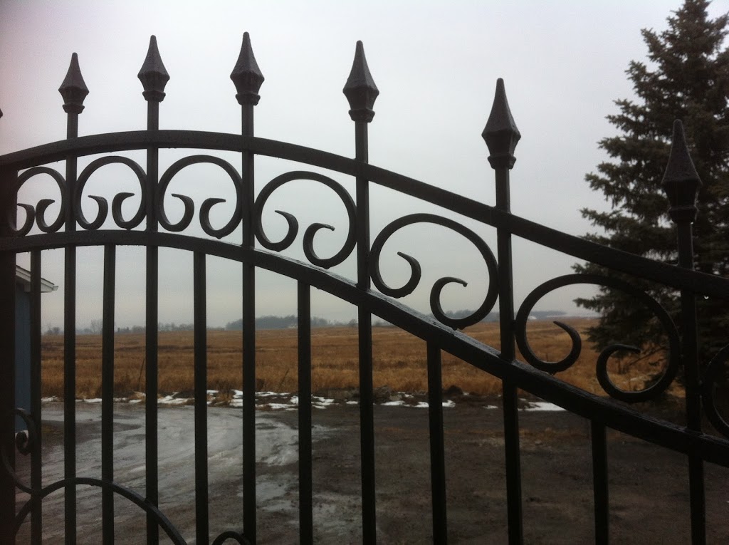 Cougar Iron | High Quality Wrought Iron Fencing | 22115 Catering Rd, Queensville, ON L0G 1R0, Canada | Phone: (905) 726-9313