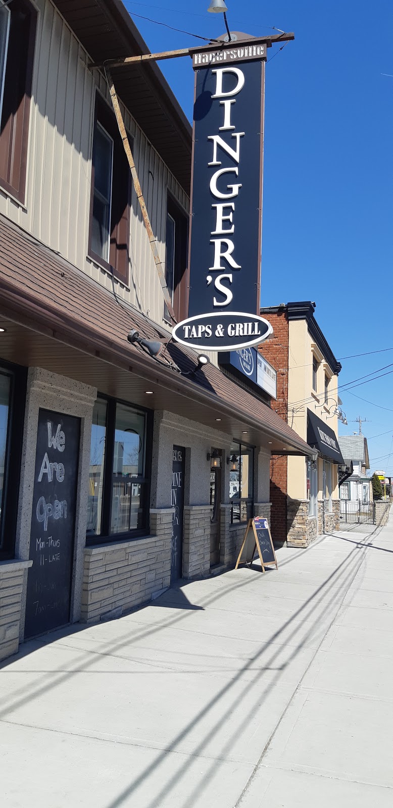 Dingers Taps & Grill | 29 Main St N, Hagersville, ON N0A 1H0, Canada | Phone: (905) 768-1156