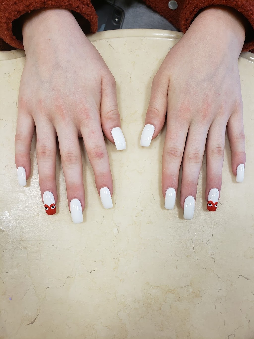 Dkm nails | 547 Holland St W, Bradford, ON L3Z 0C1, Canada | Phone: (905) 778-7999