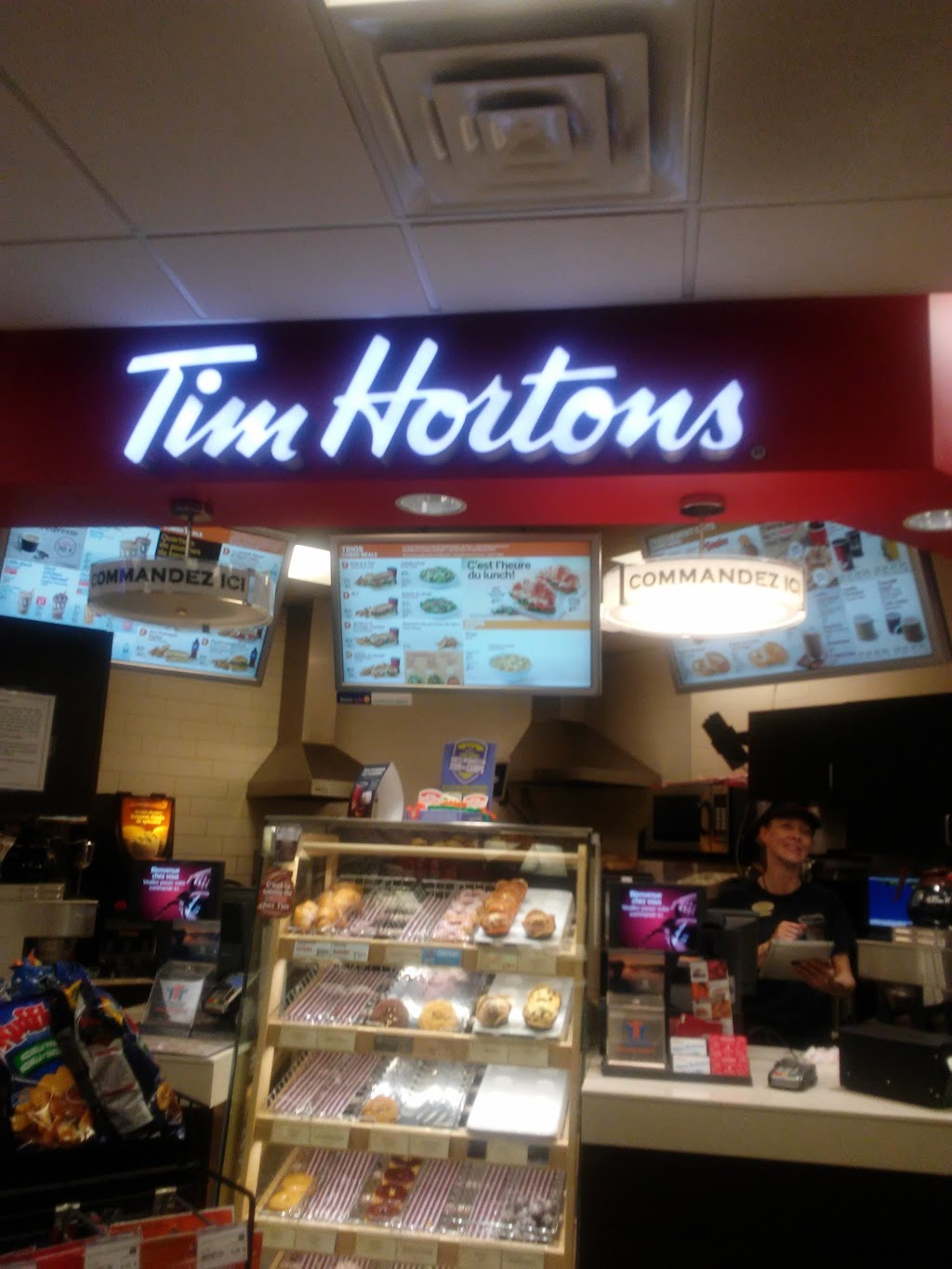 Tim Hortons | 5005 Boulevard Cousineau, Saint-Hubert, QC J3Y 3K7, Canada | Phone: (450) 656-6053